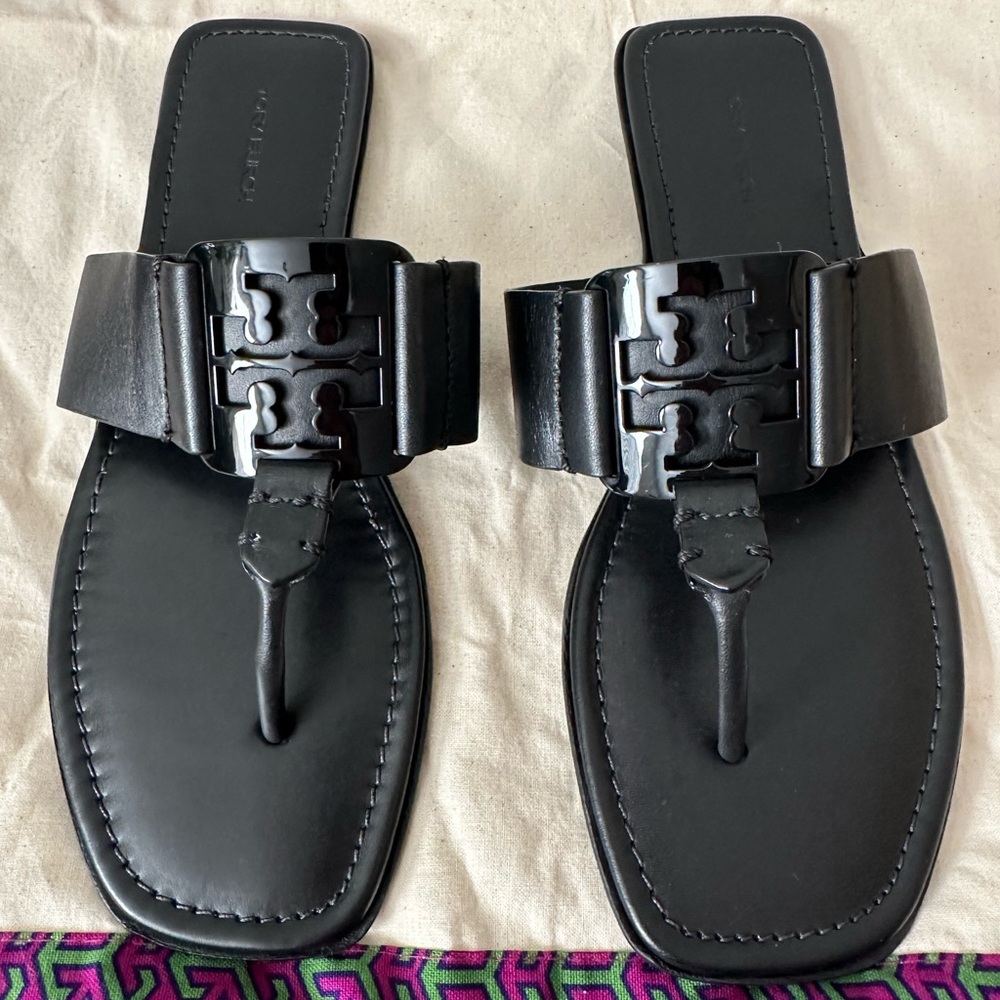 Tory Burch Georgia Leather Thong Sandal - Picture 2 of 8